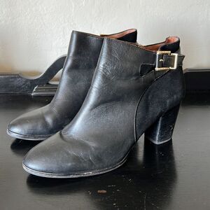 Louise et Cie • Lo-Vasca • Black Leather Booties